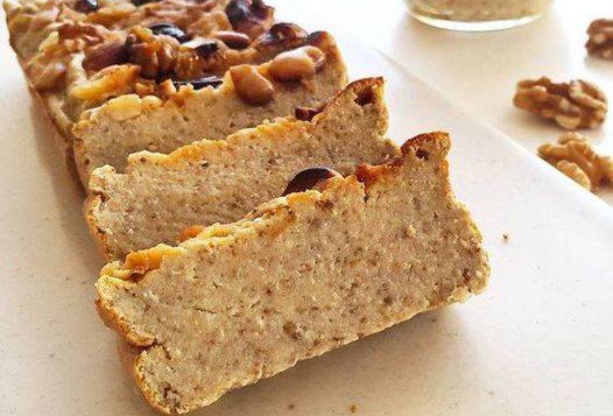 BUDÍN DE AVENA, MANZANAS Y FRUTAS SECAS