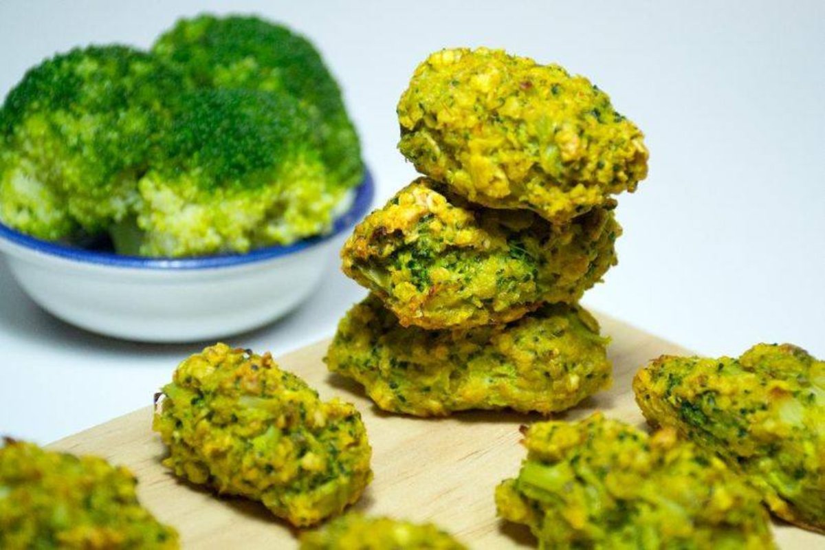 CROQUETAS DE BRÓCOLI Y AVENA AL HORNO