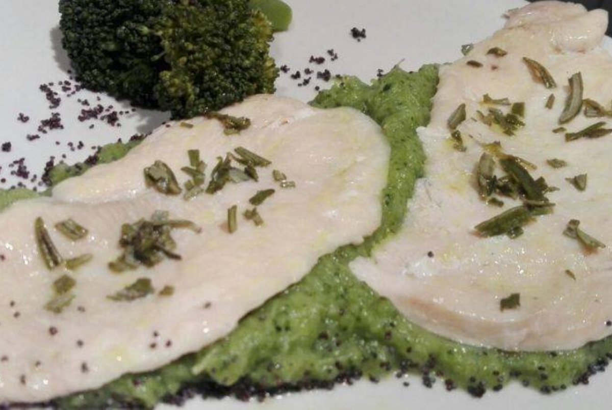 Pollo con Crema de Brocoli