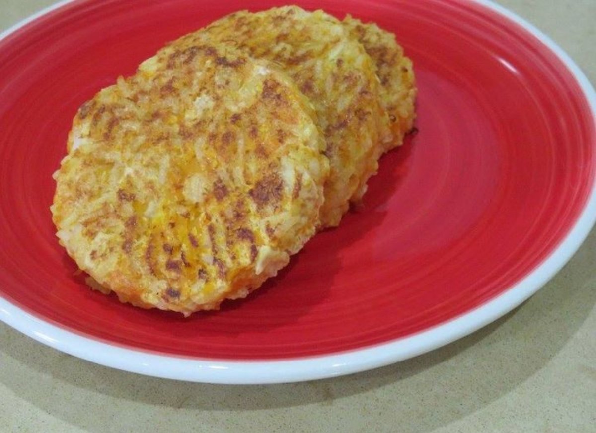 Hamburguesas de arroz, veganas y sin glutenArroz (utiliza el que tienes en casa, no es necesario que busques algún tipo de arroz concreto)