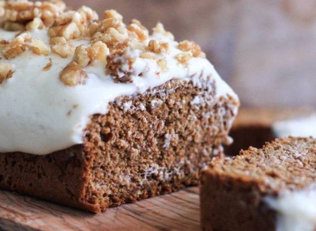 BUDIN DE ZANAHORIA CON LA COBERTURA MÁS RICA DEL MUNDO