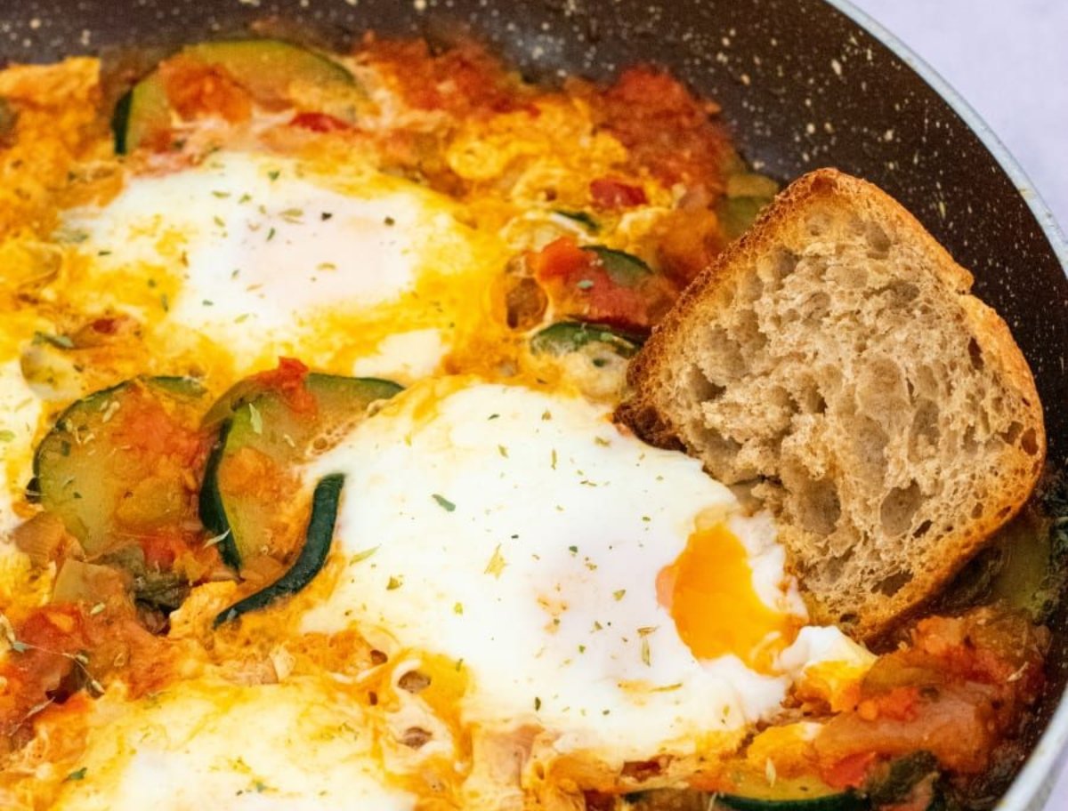 Sartén de Huevos con Calabacín.