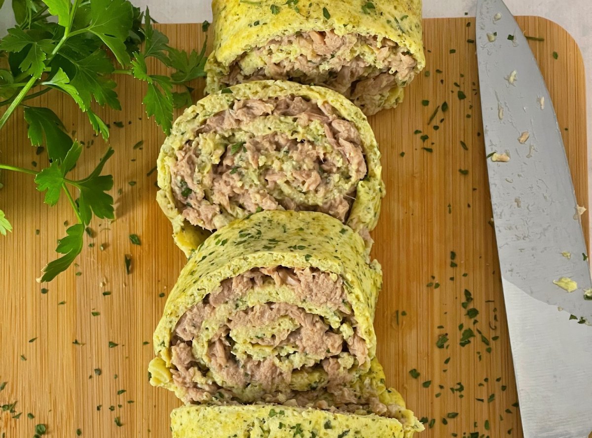 Rollito de brócoli relleno de atún (fit; “low carb”; sin harina; económico)