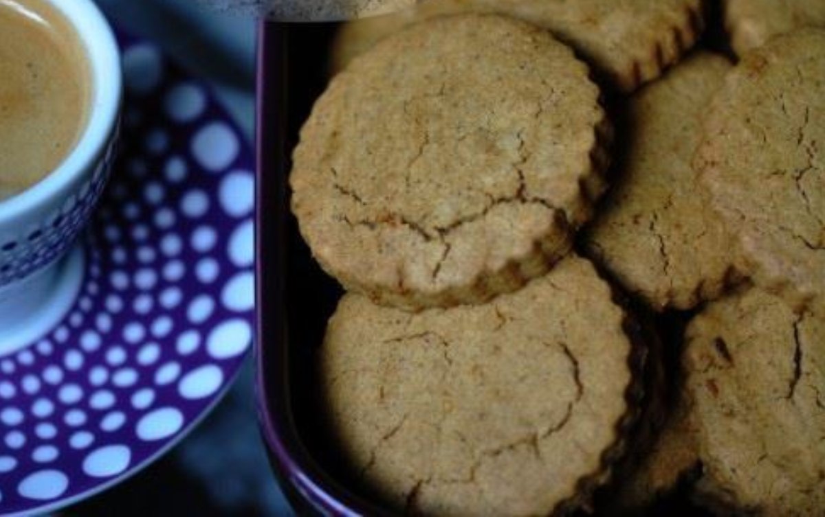 Galletas de harina de arroz, canela y naranja (sin gluten)