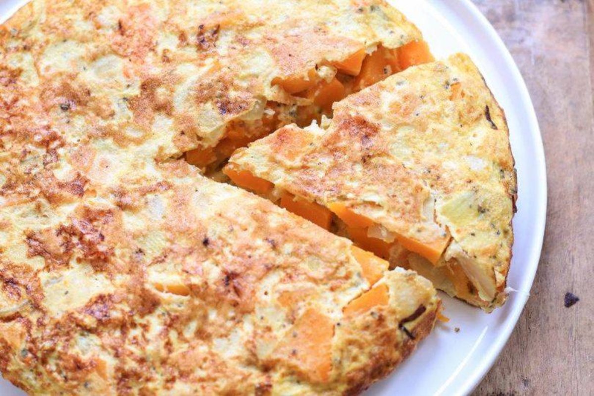 TORTILLA DE CALABAZA Y CEBOLLA