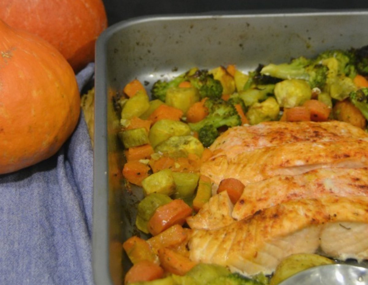 Salmón y verduras al horno
