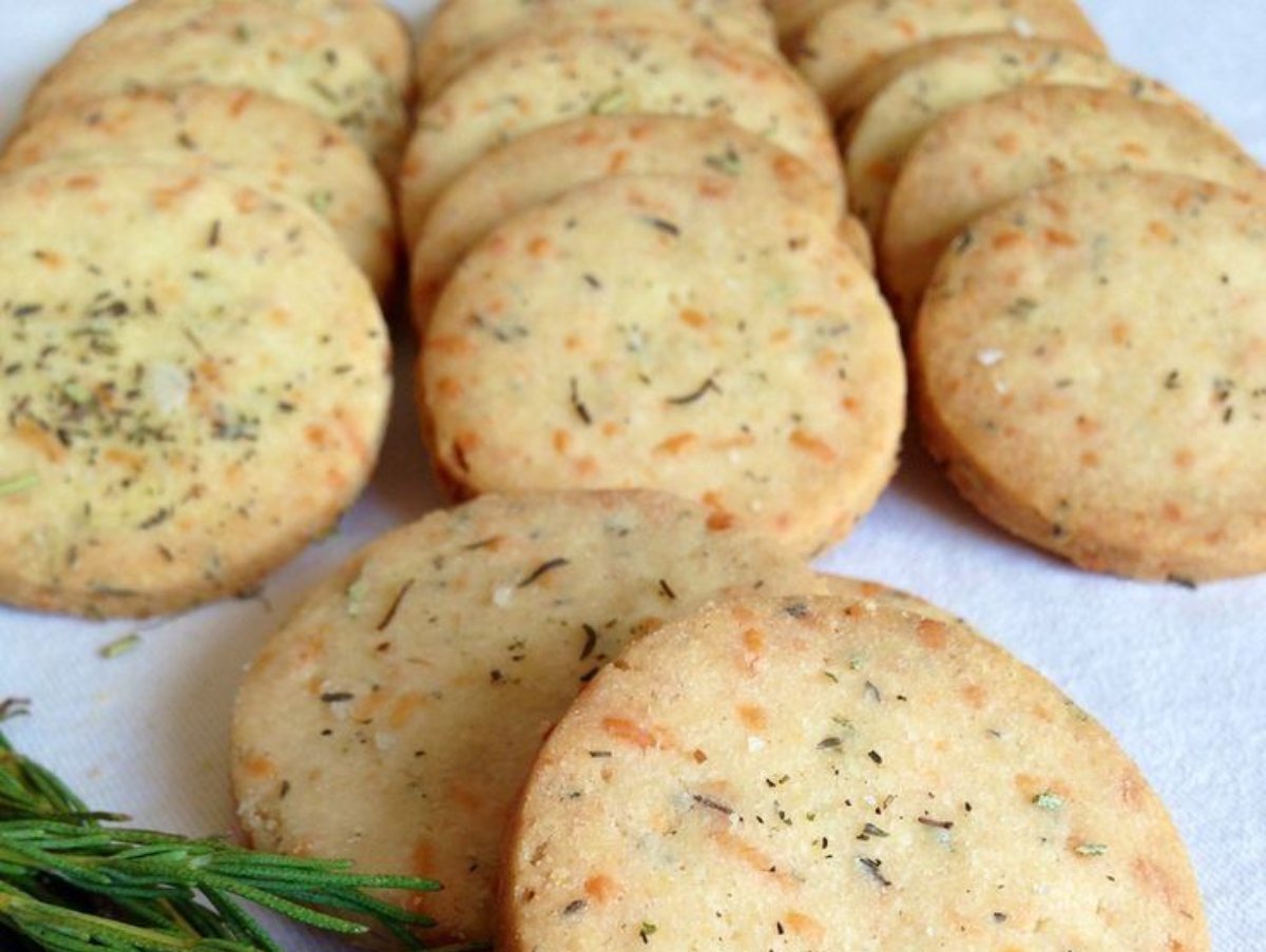 Galletas De Patata, Parmesano Y Romero - Sin Harina