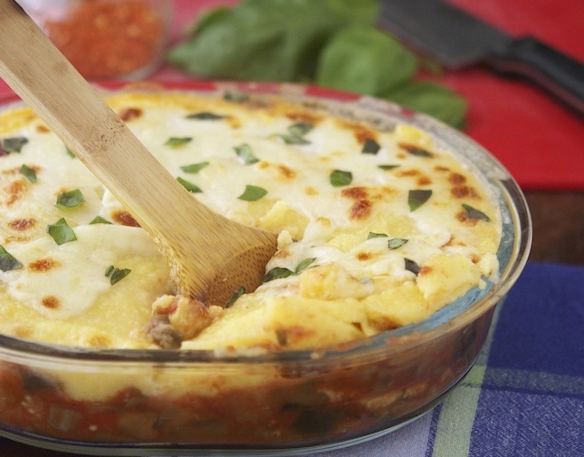 PASTEL DE POLENTA ITALIANO.