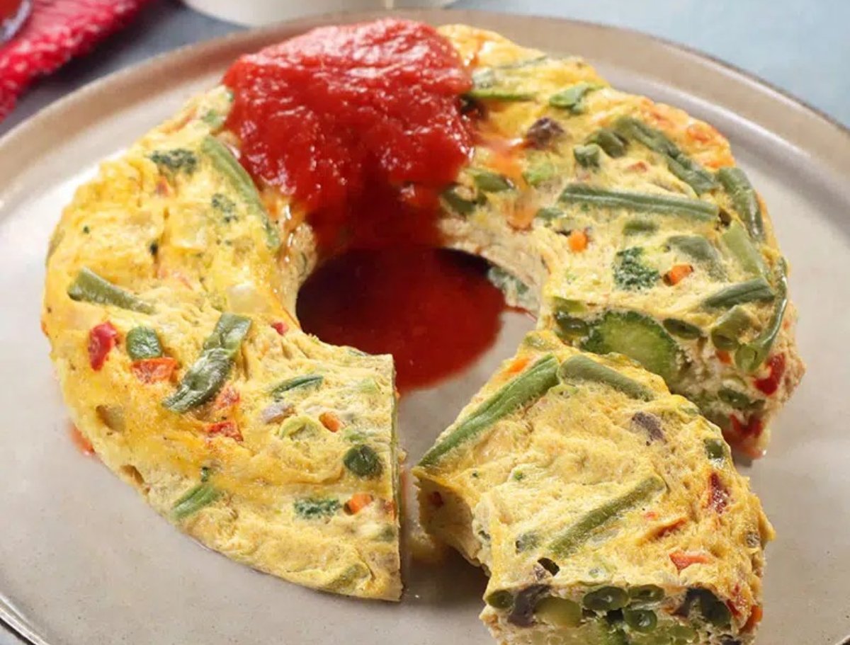 Pastel de verduras fácil en el microondas