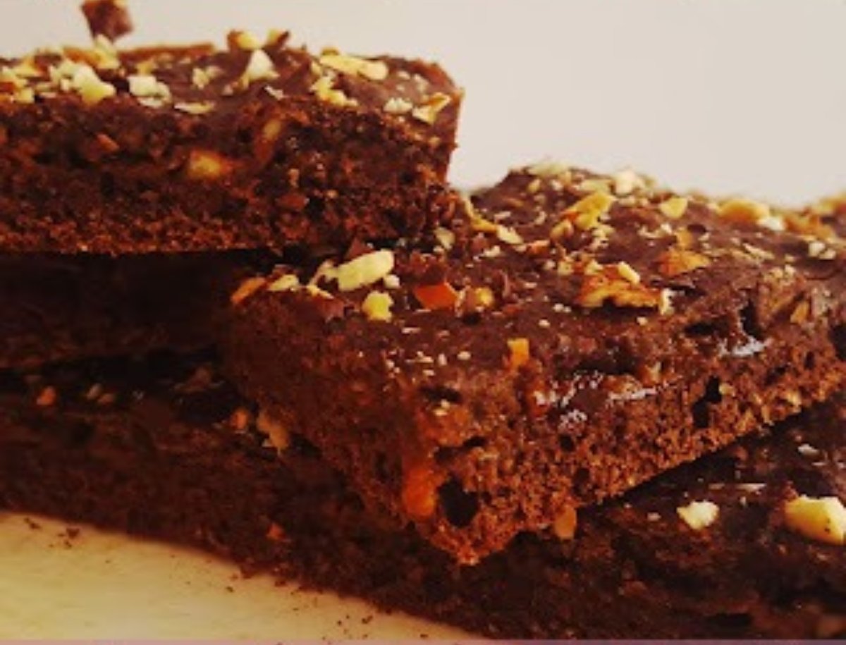 Brownie Fit relleno de dulce de leche