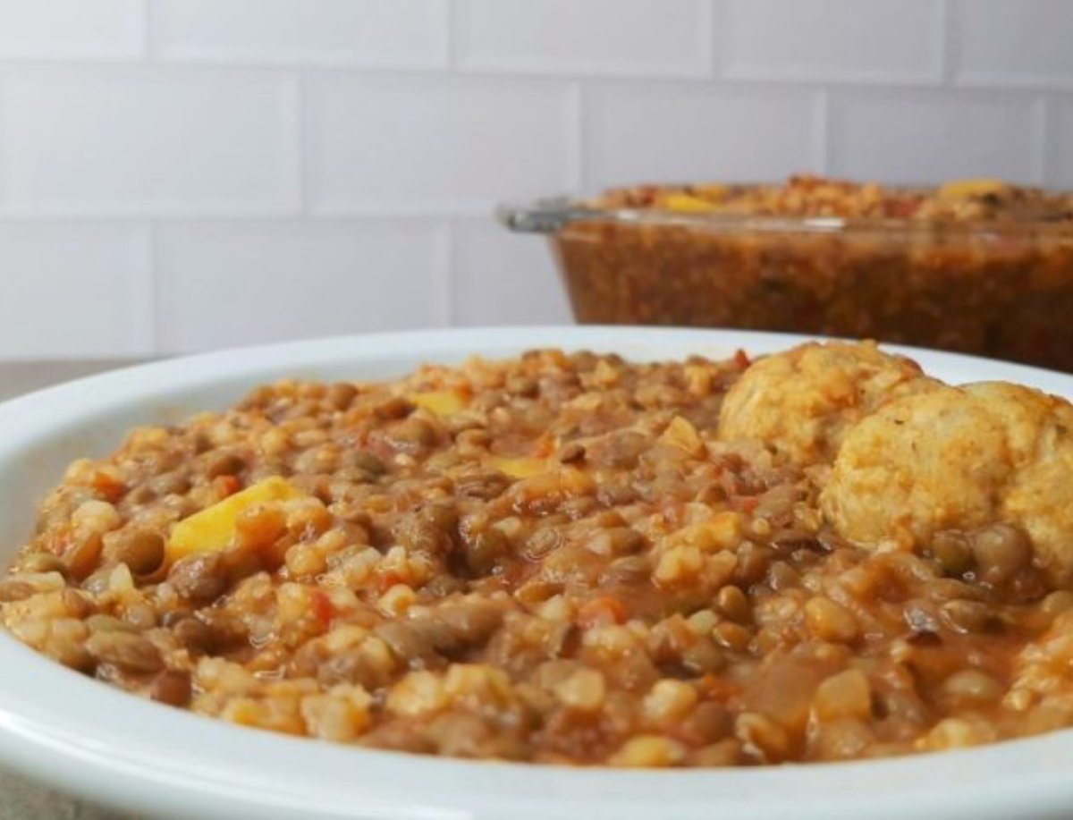 GUISO DE LENTEJAS CON ARROZ INTEGRAL.
