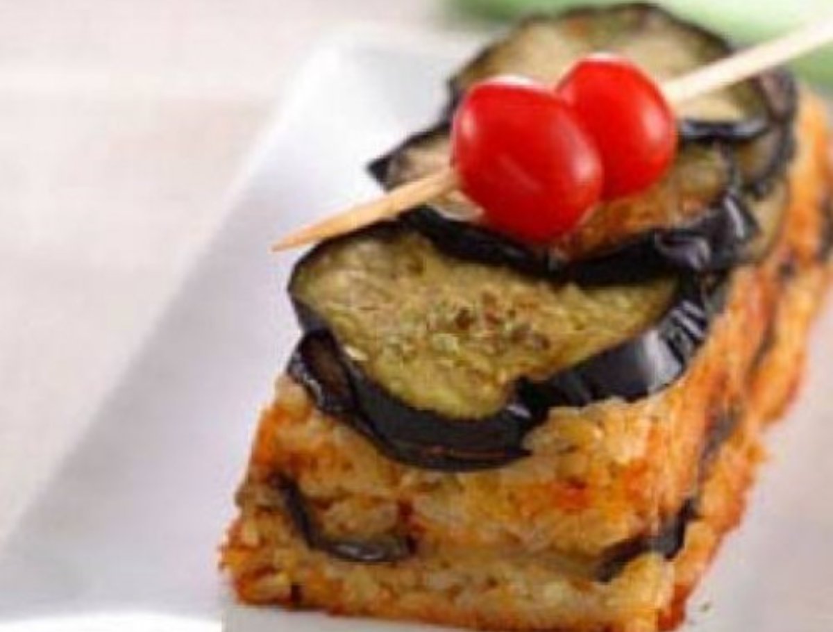 Pastel de arroz y berenjena