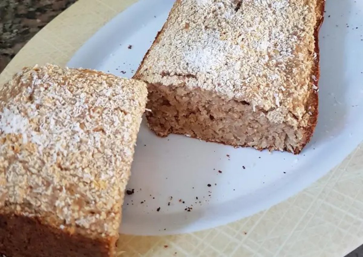 Budín saludable de coco y banana