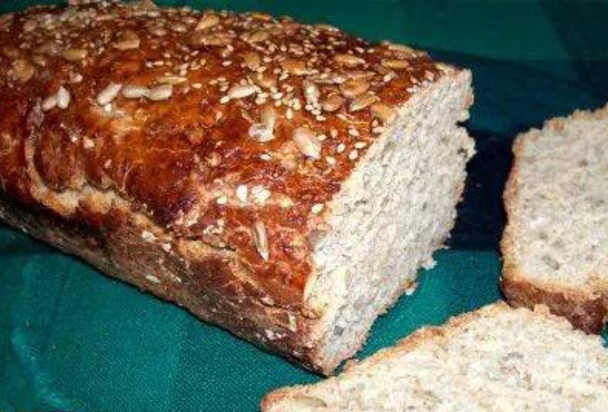 Pan integral con avena y semillas