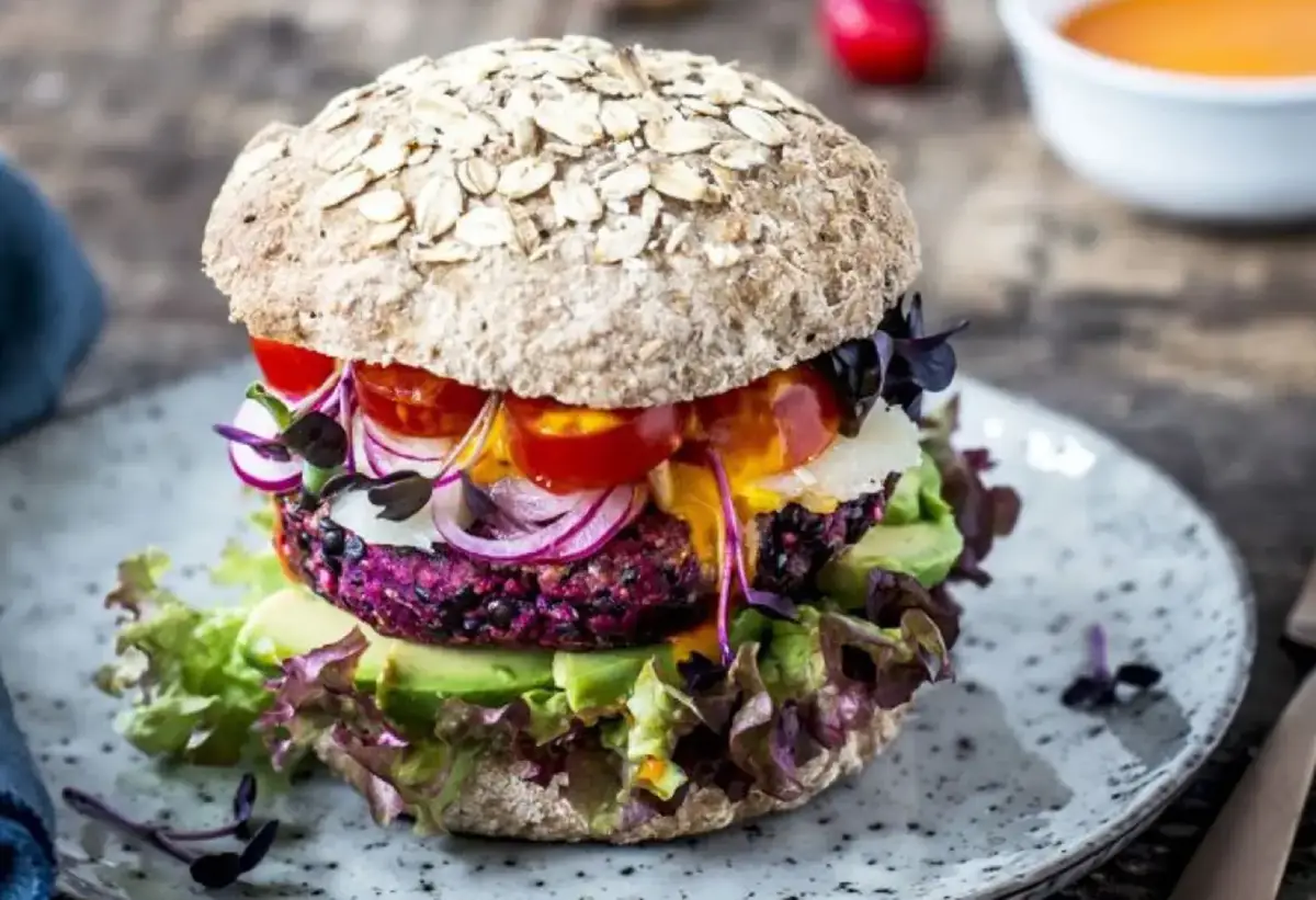 Hamburguesas saludables de remolacha y lenteja.