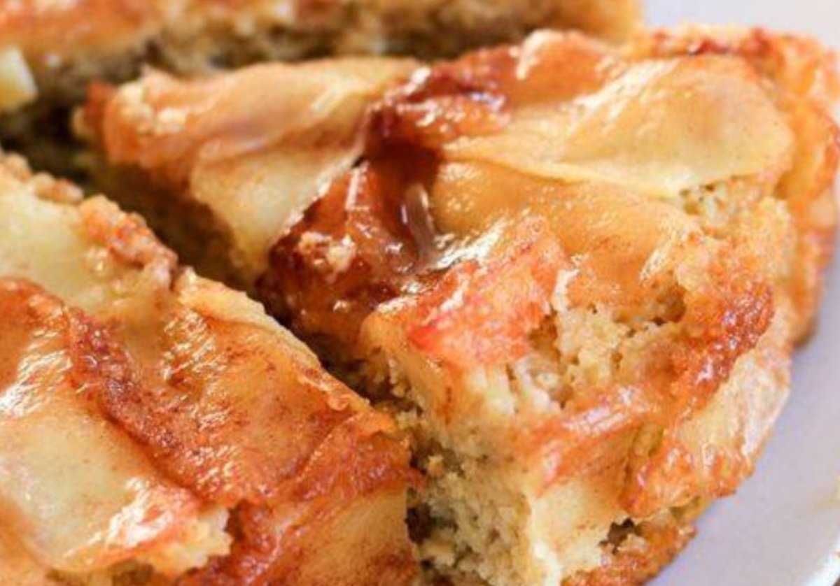 TORTA INVERTIDA DE MANZANA Y AVENA