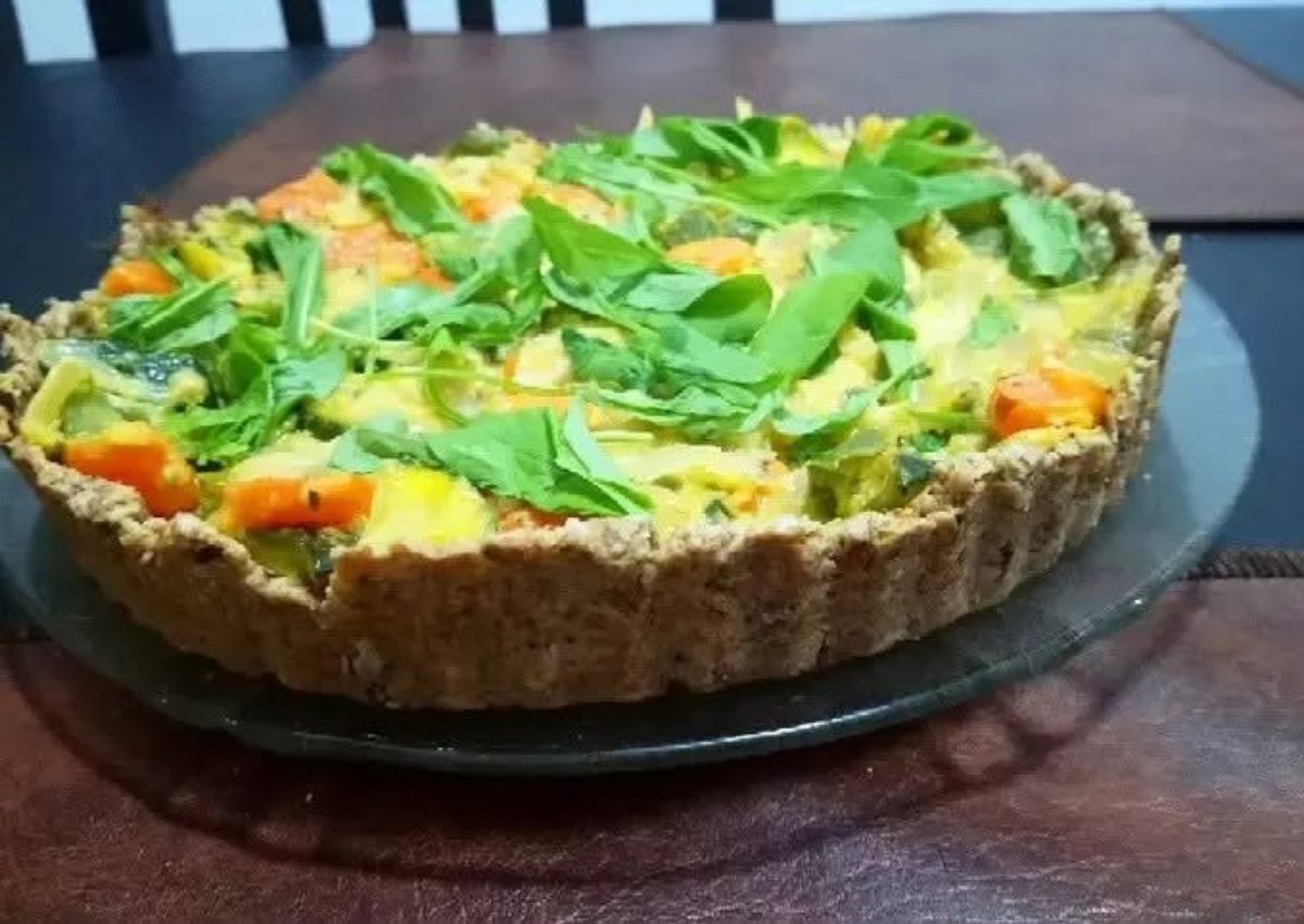 Tarta de avena y harina integral (relleno de verduras)